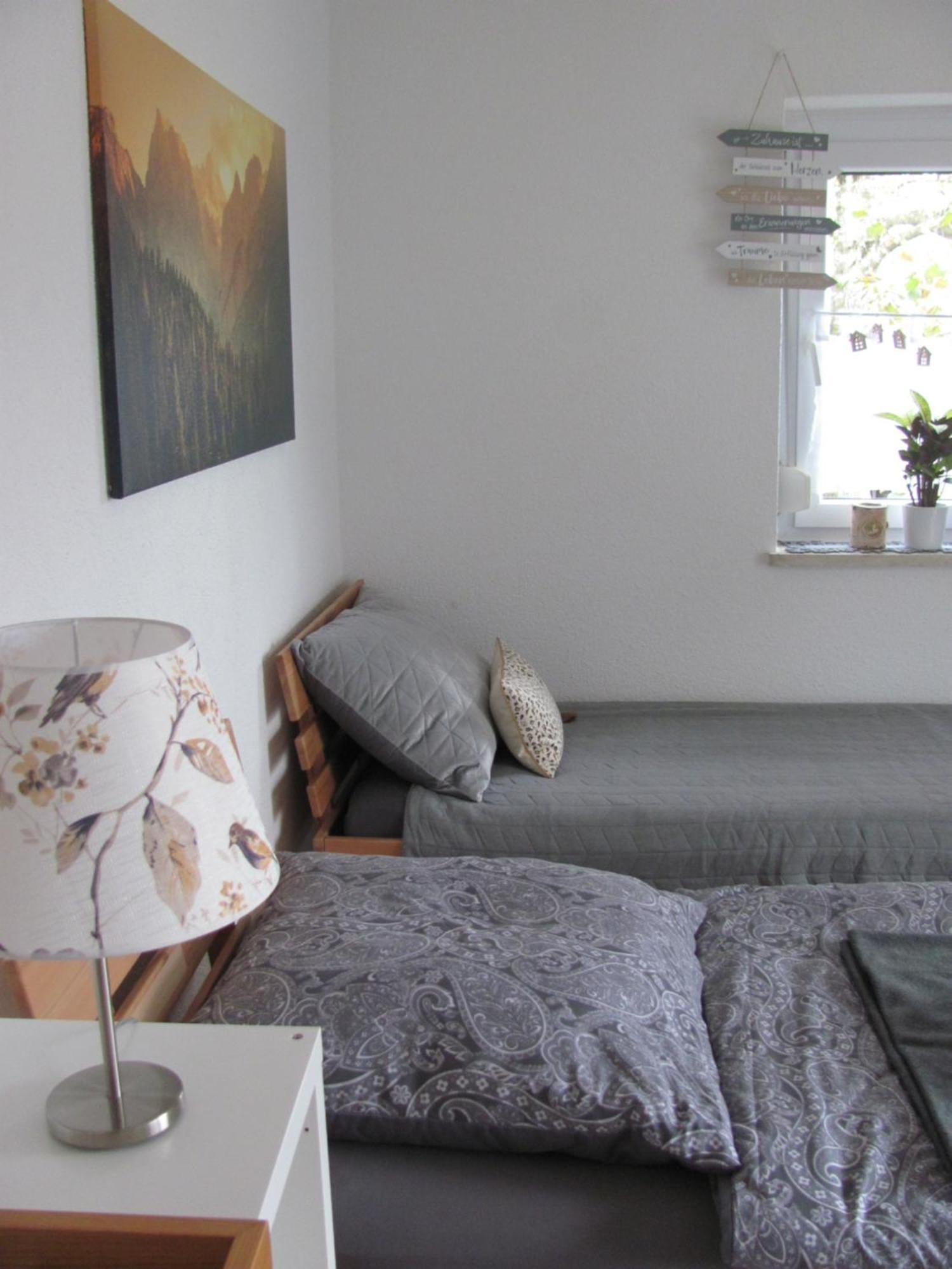 Trunkelsberg #1Gemuetliches Ruhiges Sonniges Balkonzimmer Mit Gemeinschaftsbad W-Lan Airport Nah Late Night Check In Haus Nr 9,5 מראה חיצוני תמונה